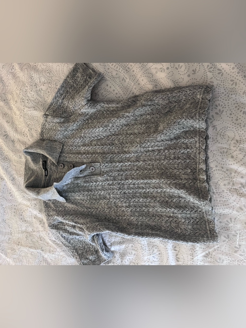 Zara women Grey V-Neck Short-Sleeve Knit Sweater Polo